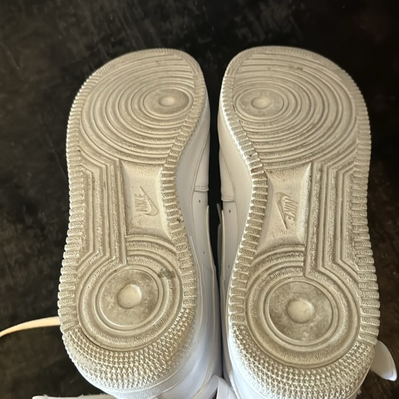 Nike Air Force 1 Hi Top Sneakers - White - Picture 2 of 7